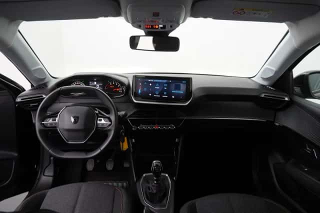Peugeot 208 (2025) thumbnail 4