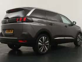 Peugeot 5008 (2020) thumbnail 2