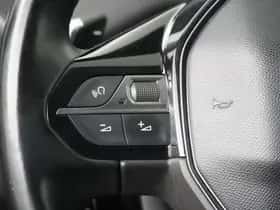 Peugeot 5008 (2020) thumbnail 18