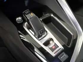 Peugeot 5008 (2020) thumbnail 23