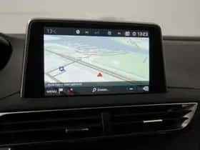 Peugeot 5008 (2020) thumbnail 24