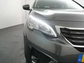 Peugeot 5008 (2020) thumbnail 32