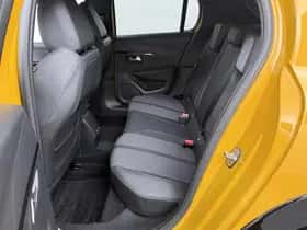 Peugeot 208 (2021) thumbnail 16
