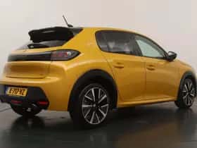 Peugeot 208 (2021) thumbnail 3