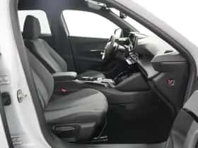 Peugeot 2008 (2025) thumbnail 19