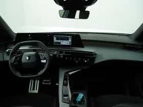 Peugeot 3008 (2025) thumbnail 2