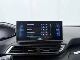 Peugeot 3008 (2021) thumbnail 43