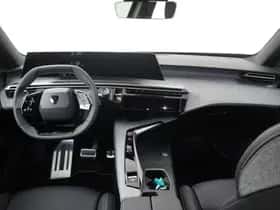 Peugeot e-3008 (2025) thumbnail 2