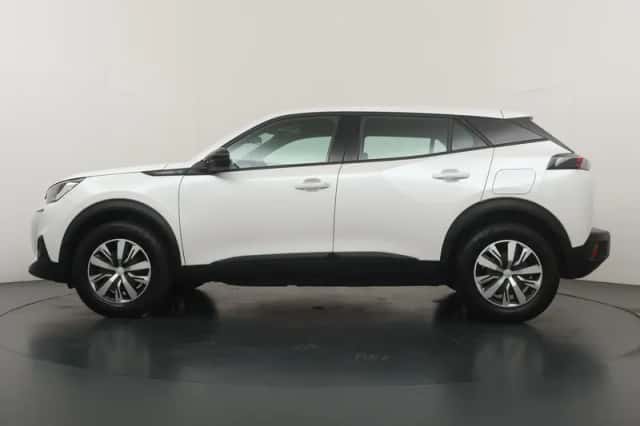 Peugeot e-2008 (2023) thumbnail 3