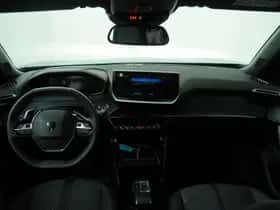 Peugeot 2008 (2025) thumbnail 2