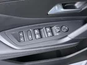 Peugeot 308 (2024) thumbnail 24