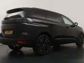 Peugeot 5008 (2022) thumbnail 2