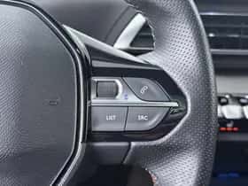 Peugeot 5008 (2022) thumbnail 17