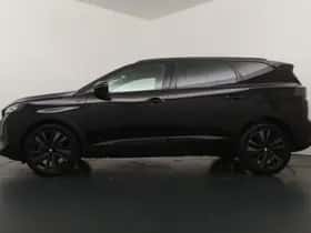 Peugeot 5008 (2022) thumbnail 3