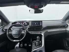 Peugeot 5008 (2022) thumbnail 4