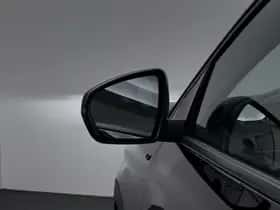 Peugeot 5008 (2022) thumbnail 36