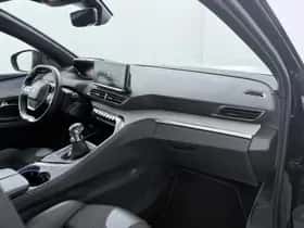 Peugeot 5008 (2022) thumbnail 37