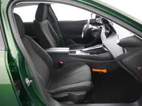 Peugeot 308 (2022) thumbnail 17