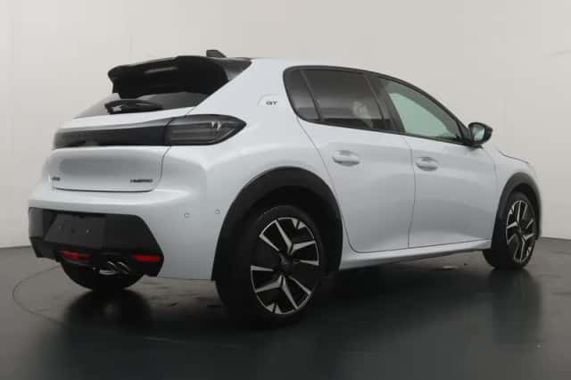 Peugeot 208 (2025) thumbnail 2