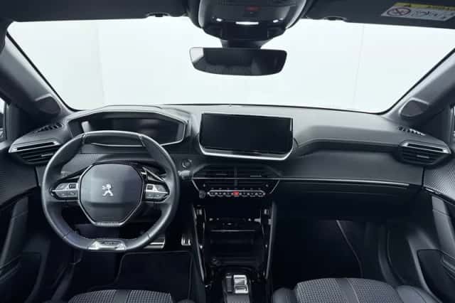 Peugeot e-208 (2023) thumbnail 4