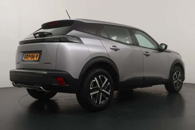 Peugeot 2008 (2025) thumbnail 2