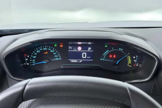 Peugeot 2008 (2025) thumbnail 6