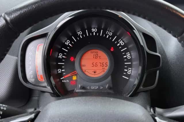 Peugeot 108 (2019) thumbnail 6