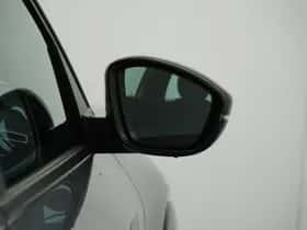 Peugeot e-208 (2023) thumbnail 36