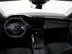 Peugeot 308 (2022) thumbnail 4