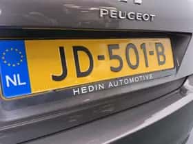 Peugeot 308 (2016) thumbnail 36