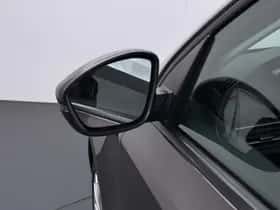 Peugeot 308 (2016) thumbnail 37