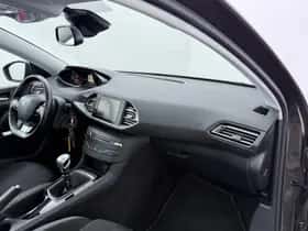 Peugeot 308 (2016) thumbnail 38