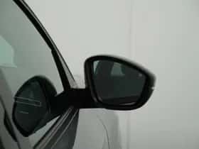 Peugeot 208 (2020) thumbnail 35