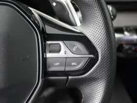 Peugeot 3008 (2023) thumbnail 18