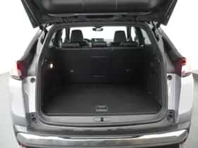 Peugeot 3008 (2023) thumbnail 21
