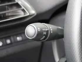 Peugeot 3008 (2023) thumbnail 26
