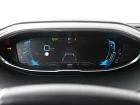 Peugeot 3008 (2023) thumbnail 43