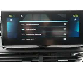 Peugeot 3008 (2023) thumbnail 51