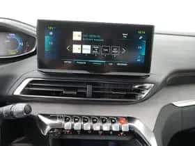 Peugeot 3008 (2023) thumbnail 8