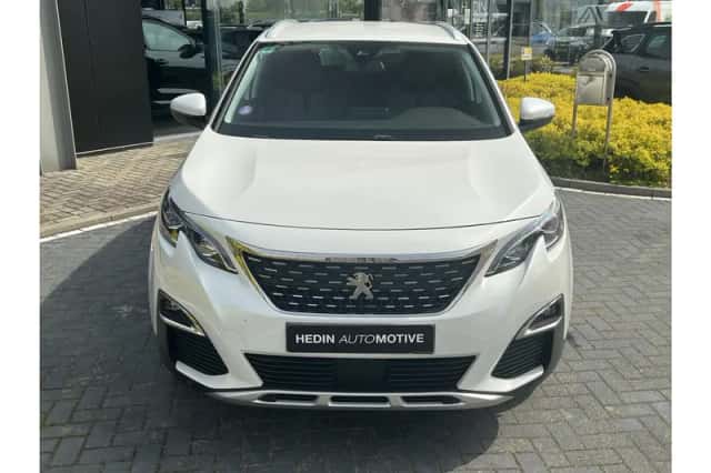 Peugeot 3008 (2018) thumbnail 5