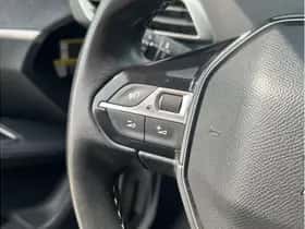 Peugeot 3008 (2018) thumbnail 10