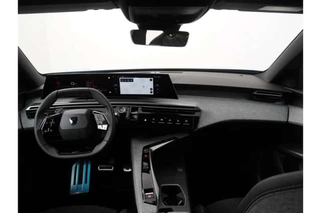 Peugeot 3008 (2025) thumbnail 2