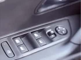 Peugeot 2008 (2025) thumbnail 23