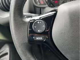 Peugeot 108 (2021) thumbnail 12