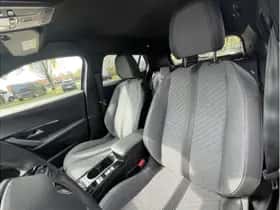 Peugeot 2008 (2025) thumbnail 15