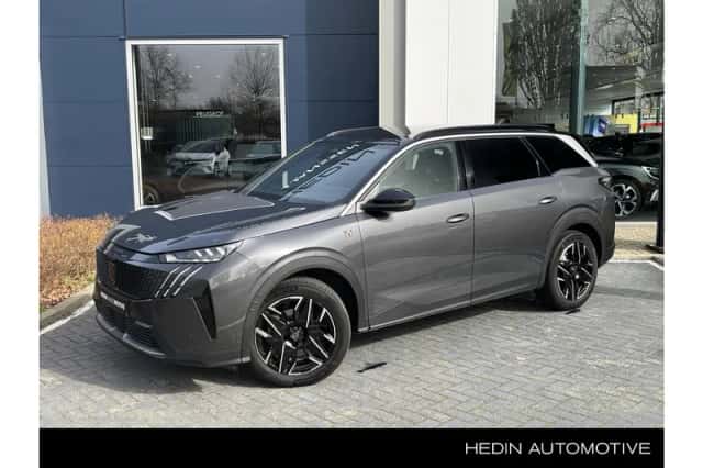 Peugeot 5008 (2025) thumbnail 1