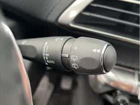 Peugeot 3008 (2021) thumbnail 16