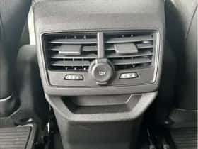Peugeot 3008 (2021) thumbnail 25