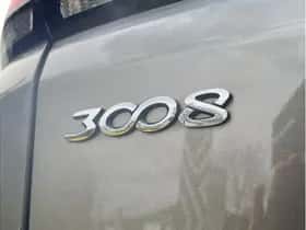 Peugeot 3008 (2021) thumbnail 32