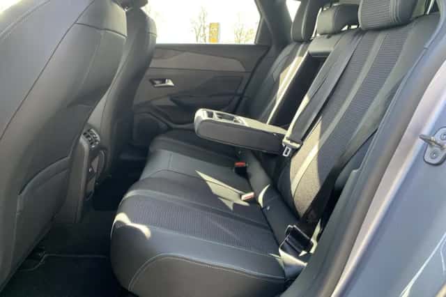 Peugeot 308 (2022) thumbnail 16